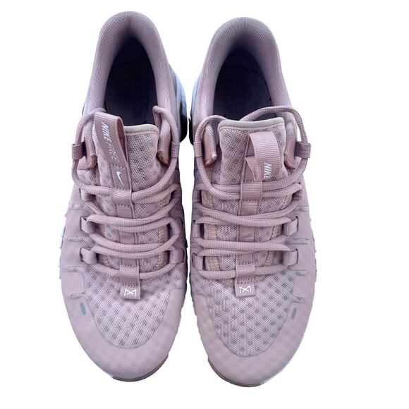 New Women’s Nike Free Metcon 5 Pink Size 9.5 - Picture 2 of 9